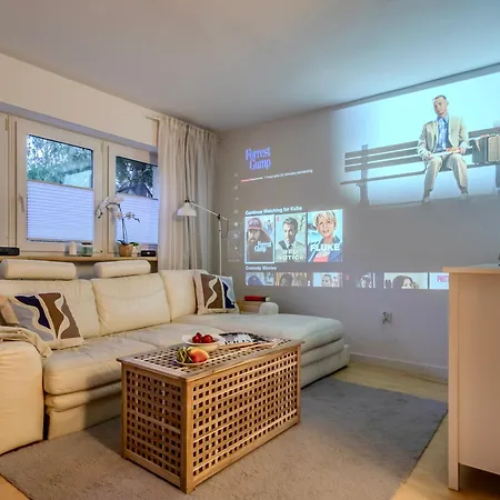 Rezydencja Filmowa- Wygodny Apartament 10 Min Od Lotniska I Centrum Warsaw
